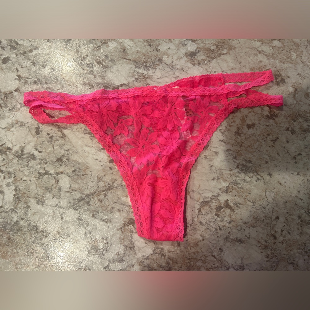 VS PINK Double Strap Thong Panty Lace Floral Large NWT Hot Pink - Picture 1 of 7